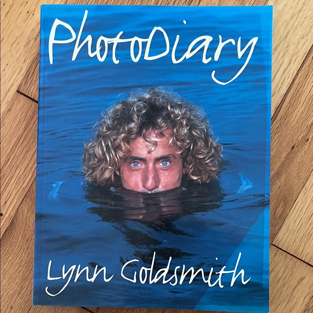 PhotoDiary by Lynn Goldsmith 1995 Musicians photographs